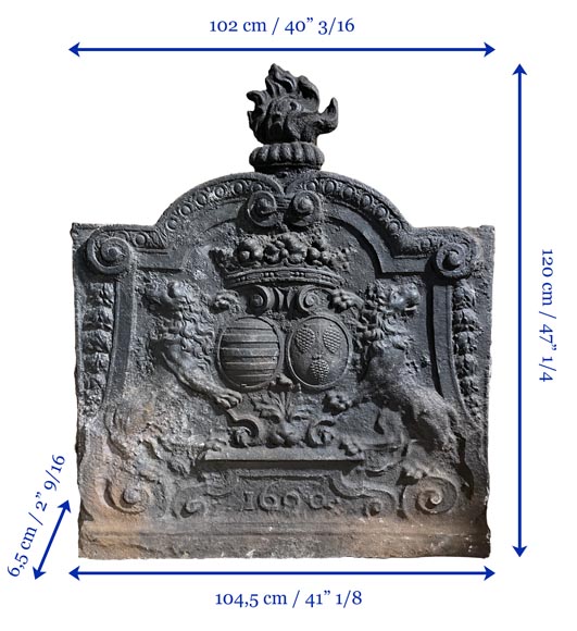 Plaque de cheminée aux armes de Louis-Urbain Le Febvre de Caumartin et de Marie-Jeanne Quentin de Richebourg, 1690-12