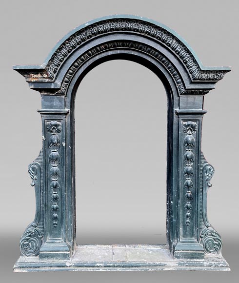 Encadrement de fenêtre en fonte, style Napoléon III, XIXe siècle-0