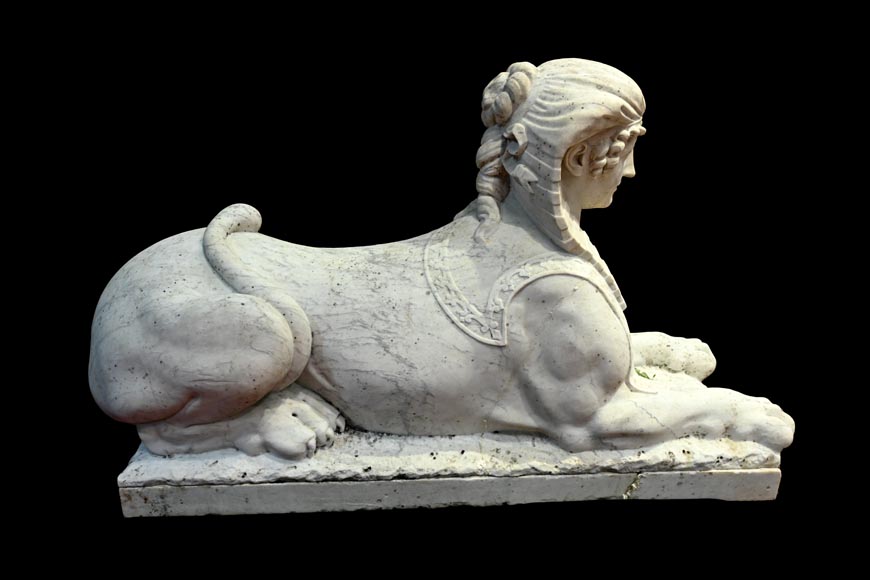 Paire de sphinges en marbre de Carrare sculpté, XIXᵉ siècle-3