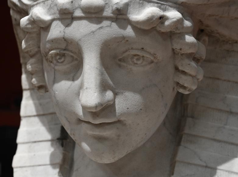Paire de sphinges en marbre de Carrare sculpté, XIXᵉ siècle-6