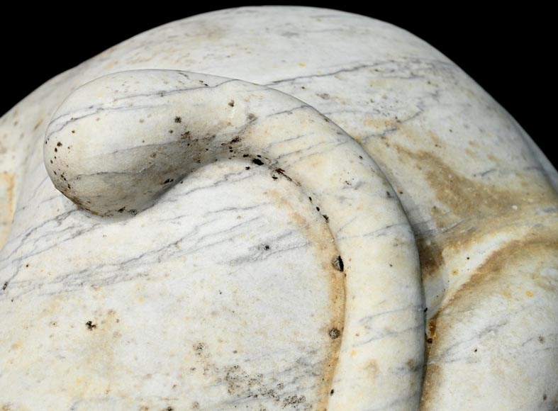Paire de sphinges en marbre de Carrare sculpté, XIXᵉ siècle-13