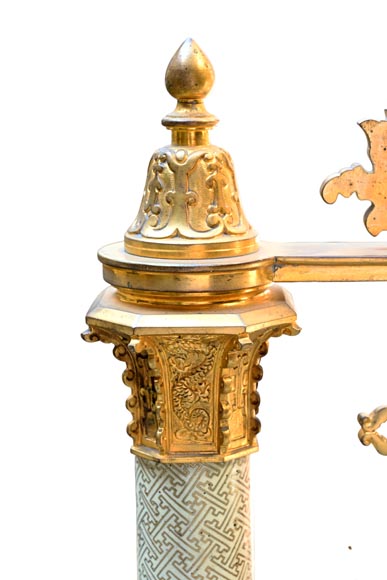 ESCALIER DE CRISTAL (d'après), pendule japonisante dite « Gong » en bronze doré et émail, aux éléphants et dragons-9