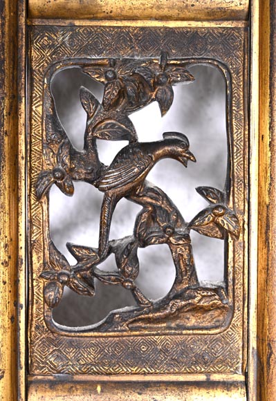 Maison MARNYHAC (attrib.) – Miroir en bronze doré ajouré, décor de style vietnamien-5