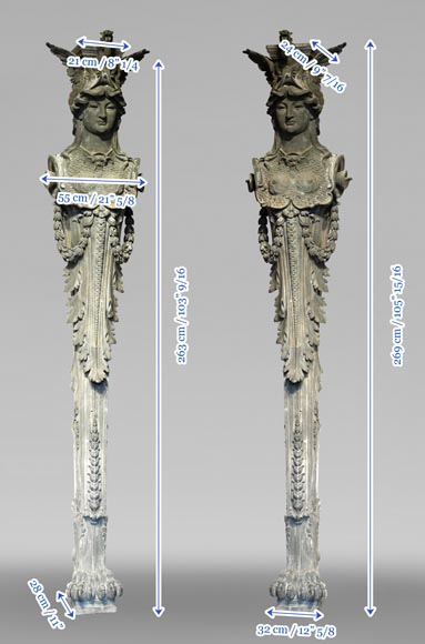 J. SERRE, Paire de cariatides en bronze représentant Bellone-13