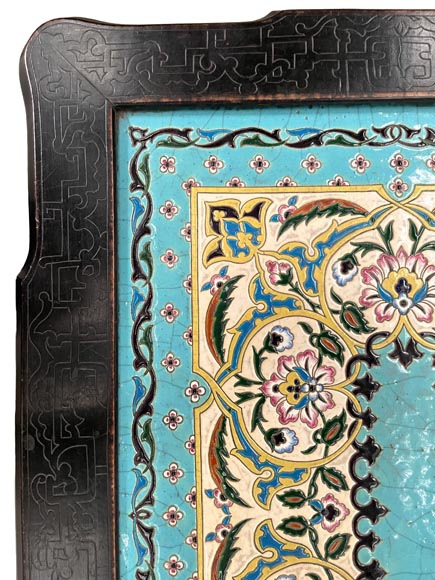 MARTIN-BREY, Table japonisante au plateau en faïence émaillée-5