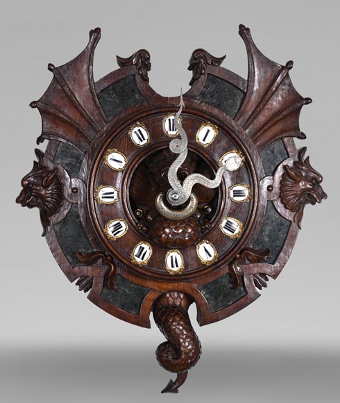 Pendule japonisante en bois sculpté et pierre semi-dure – XIXème siècle-0