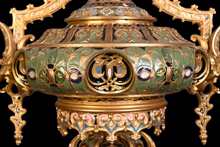 Charles Stanislas MATIFAT, pendule double-face et garnitures de style persan, 1851-17