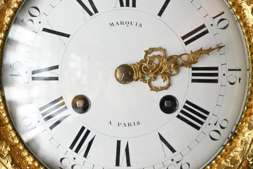 MARQUIS Louis-Auguste, Garniture de cheminée de style Louis XVI en bronze doré et scagliola-10