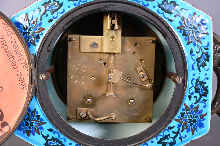 Jules VIEILLARD – Pendule au chien de Fô en faïence polychrome-8