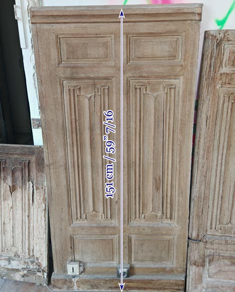 Boiserie de soubassement de style néogothique en chêne à décor de plis de serviette, environ 7 mètres linéaires Boiserie de soubassement de style néogothique en chêne à décor de plis de serviette, environ 7 mètres linéaires-6