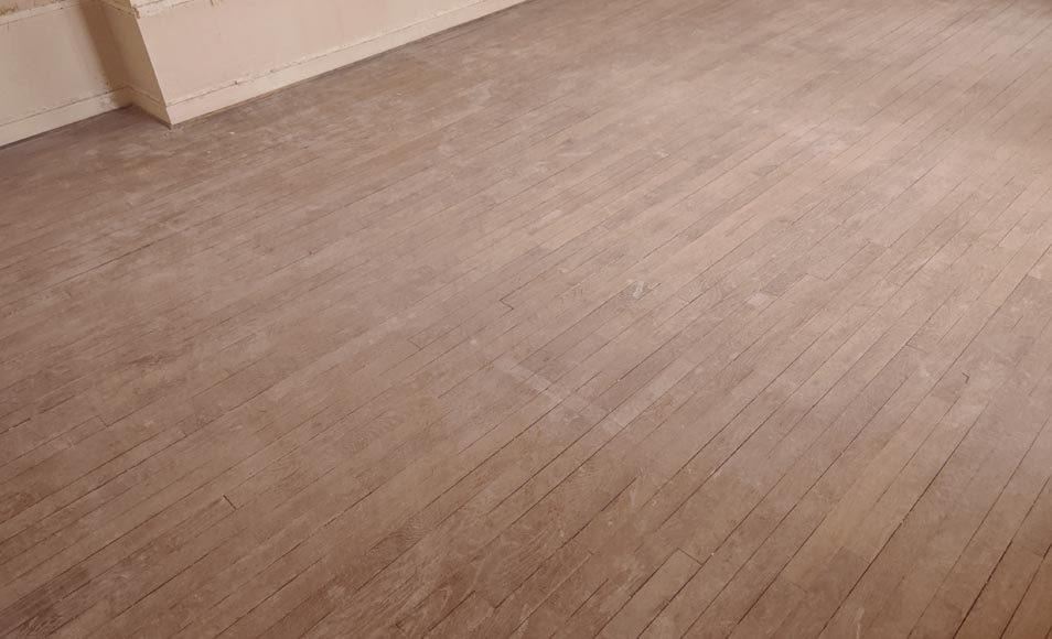 Lot 14m² de parquet linéaire en 6,8-1