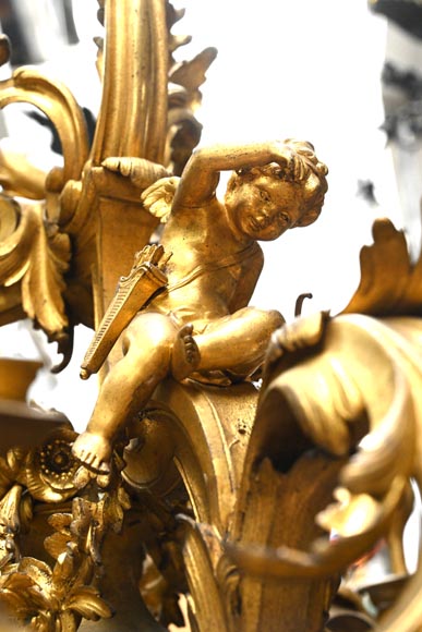 CAFFIERI (d'après). Exceptionnel lustre en bronze de style Louis XV-8