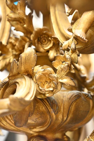 CAFFIERI (d'après). Exceptionnel lustre en bronze de style Louis XV-9