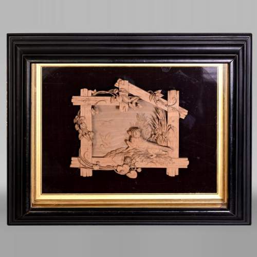 Haut relief sculpté en bois tendre de scène animalière, XIXe siècle