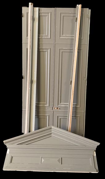 Paire de doubles portes avec fronton, style Louis XVI, XIXe siècle-4
