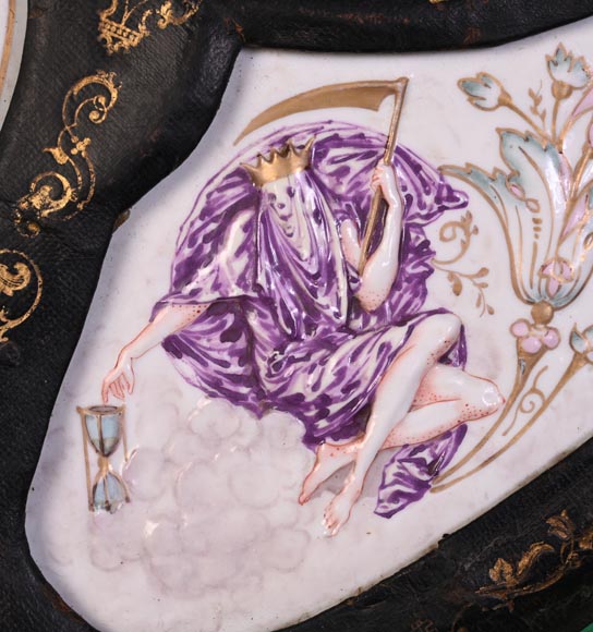 Bouclier décoratif de la Création au Jugement dernier d'après le Bouclier de Milton de Léonard Morel-Ladeuil, porcelaine de Naples, dite de Capodimonte-8