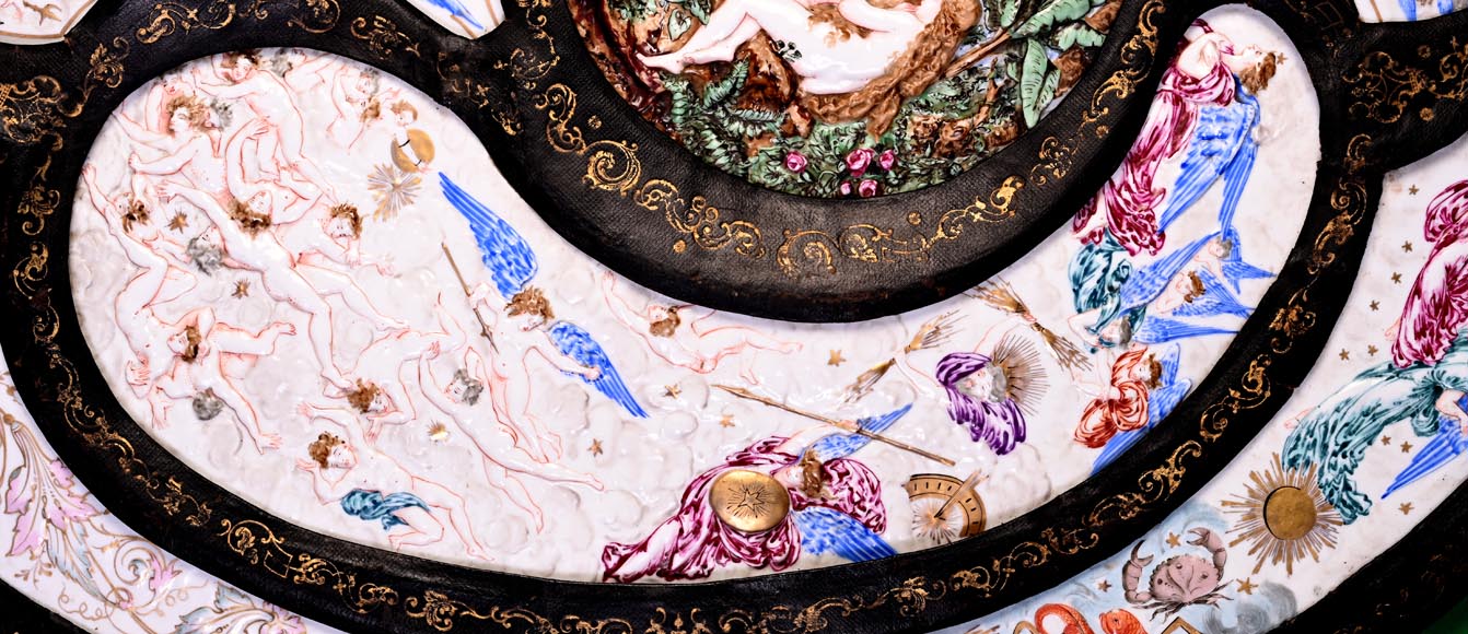 Bouclier décoratif de la Création au Jugement dernier d'après le Bouclier de Milton de Léonard Morel-Ladeuil, porcelaine de Naples, dite de Capodimonte-10
