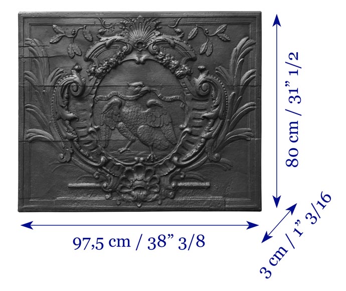 Plaque de cheminée d'époque louis XV, décorée d'un aigle tenant une devise-7
