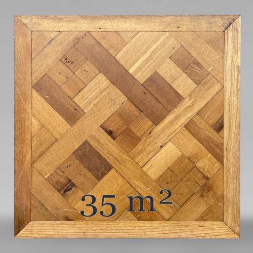 Environ 35 m² de parquet esprit Versailles