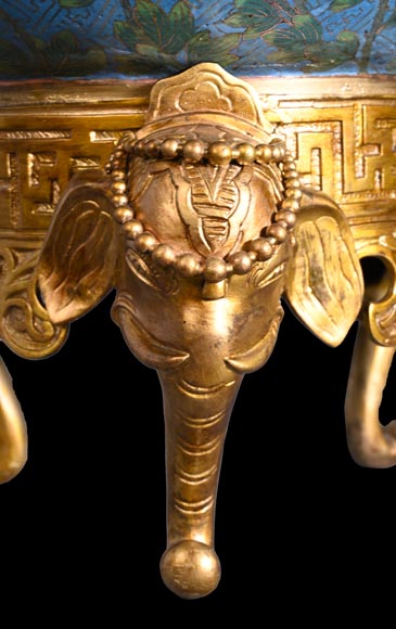 Ferdinand BARBEDIENNE – Cache-pot japonisant en bronze doré et émaux cloisonnés-9