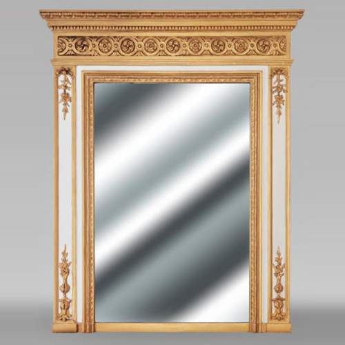 Trumeau de style Louis XVI rehaussé de peinture doré