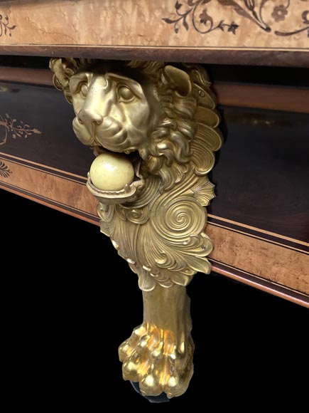 PORET ET PANNETIER, Billard français de style Louis-Philippe à riche décor de marqueterie reposant sur six pieds de lion en bronze doré PORET ET PANNETIER, Billard français de style Louis-Philippe à riche décor de marqueterie reposant sur six pieds de lion en bronze doré-5