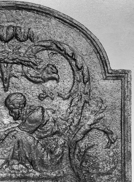 Plaque de cheminée aux personnages près du feu Plaque de cheminée aux personnages près du feu-5