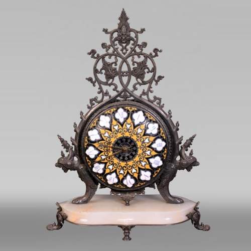 BOYE Charles, Pendule de table à décor orientaliste