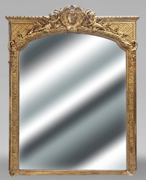 Trumeau richement doré de style Napoléon III, décoré de puttis-0