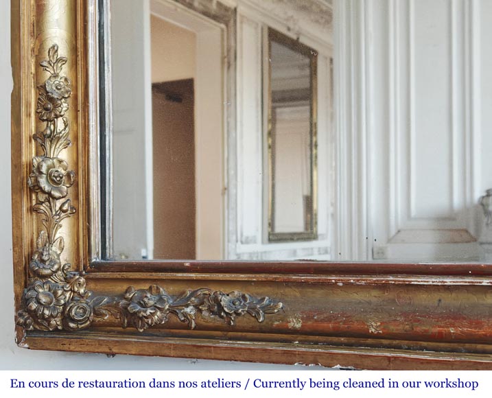 Trumeau doré d'époque Louis Philippe au décor floral et gravures-5