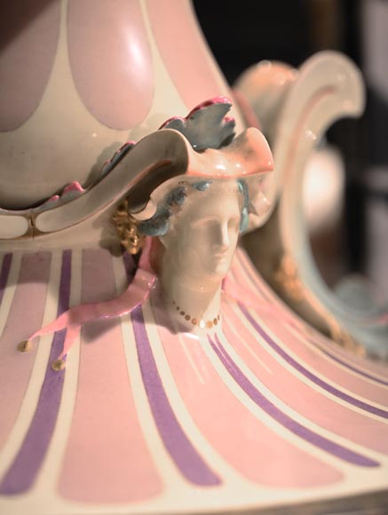 Manufacture de SÈVRES, Paire de vases Rhodes commandée par la Maison de l’Empereur Napoléon III-7