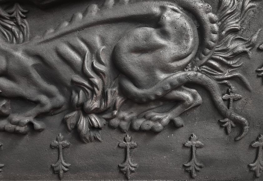 Plaque de cheminée à la salamandre de François Ier-3