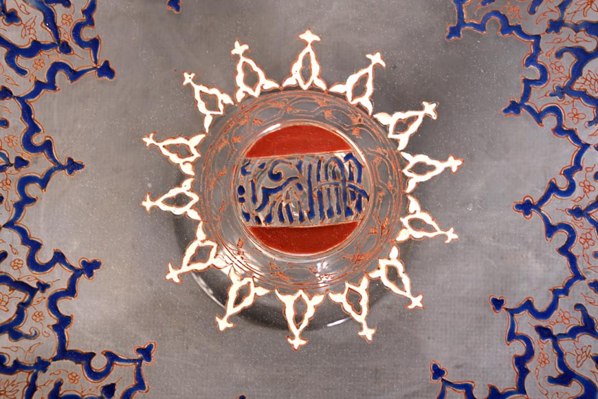 BROCARD Philippe-Joseph (dans le goût de) — Coupe sur pied en verre soufflé émaillé et doré à décor perso-islamique-3