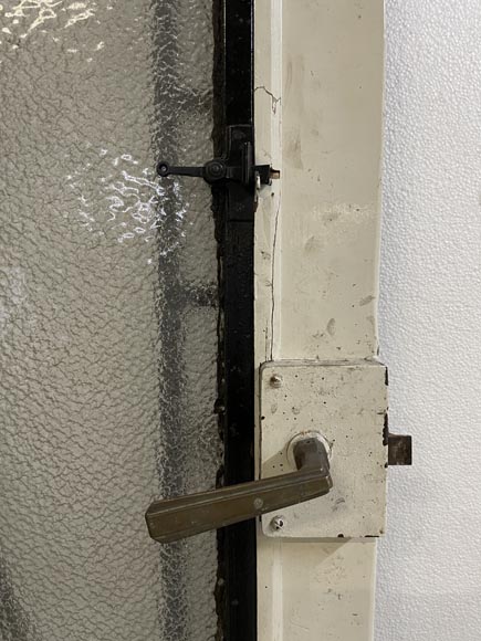 Porte intérieure Art Déco en bois et ferronnerie, à décor géométrique et vitrage granité Porte intérieure Art Déco en bois et ferronnerie, à décor géométrique et vitrage granité-7