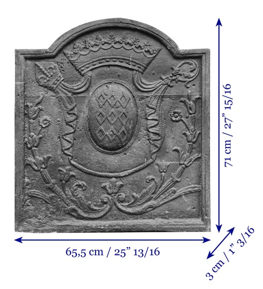 Plaque de cheminée aux armoiries géométriques-10