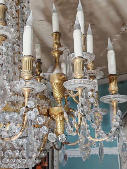 Lustre en bronze doré décoré de cristaux-2