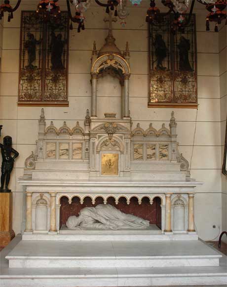 Church altar from the 19th century_fr