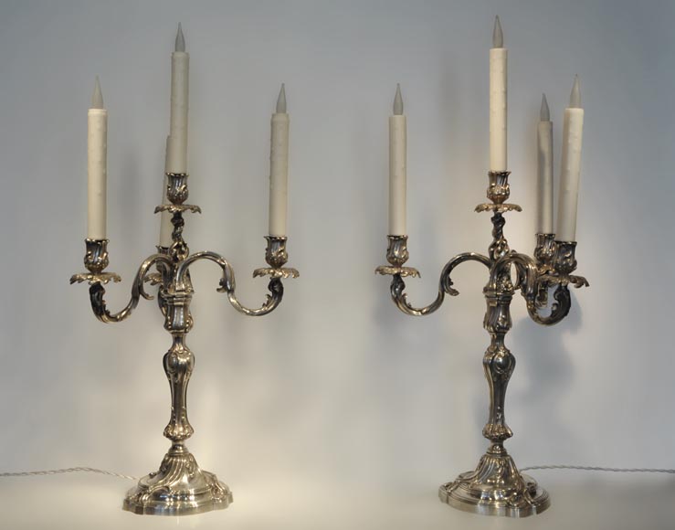 Exceptionelle paire de chandeliers de style Louis XV en argent par BOIN-TABURET-0