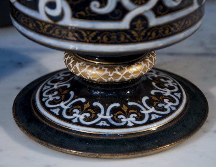 Edouard DAMMOUSE - Paire de lampe de style Néo-Renaissance datée de 1885-5