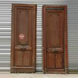 Paire de portes monumentales en bois