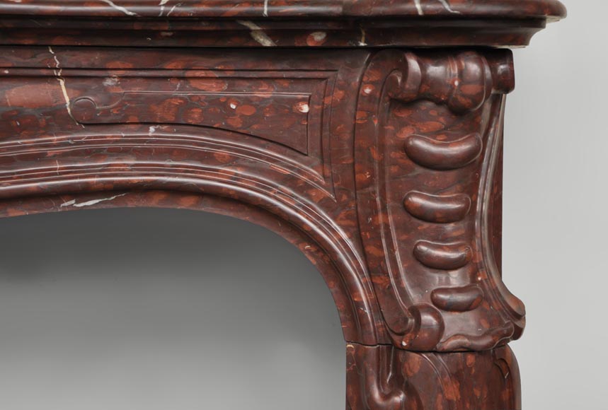 Cheminée ancienne de style Louis XV en marbre Rouge Griotte-5