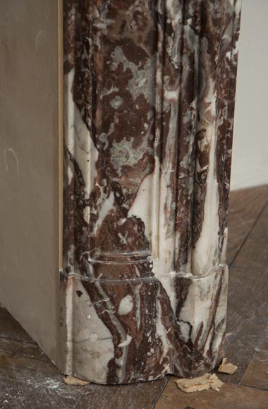 Cheminée ancienne d'époque Régence en marbre de Rance du XVIIIè siècle-4