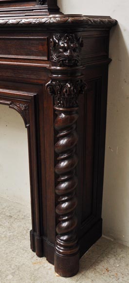 Grande cheminée en chêne de style Louis XIII avec trumeau à miroir-15