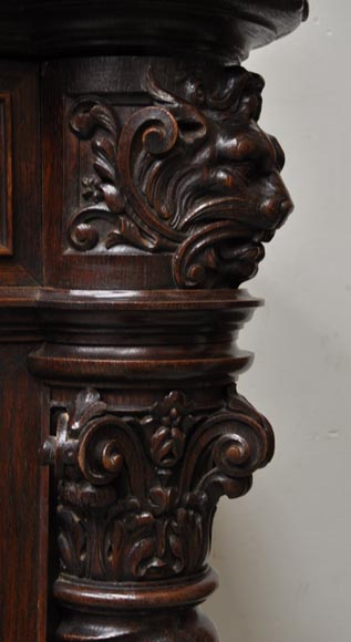 Grande cheminée en chêne de style Louis XIII avec trumeau à miroir-17