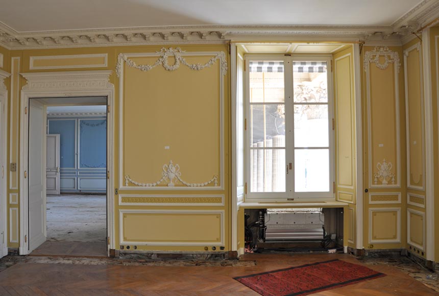 Très belle pièce de boiserie de style Louis XVI provenant de l'Hôtel de Crillon, Paris-3