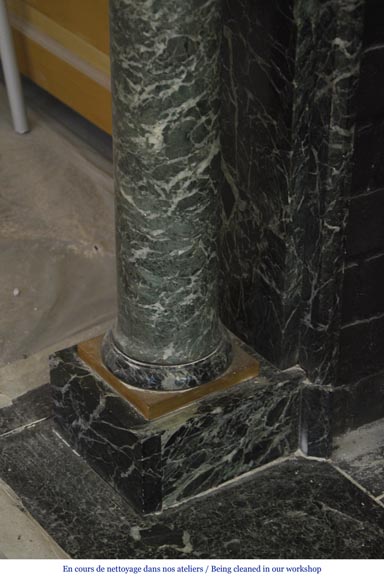 Belle cheminée ancienne de style Empire en marbre Vert de Mer à ornements de bronze-9
