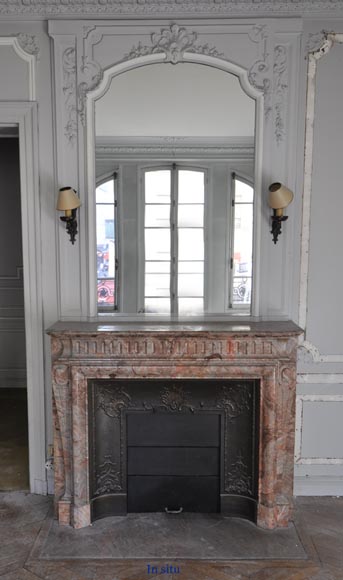 Belle cheminée ancienne de style Louis XIV à acrotère en marbre Sarrancolin Fantastico-9