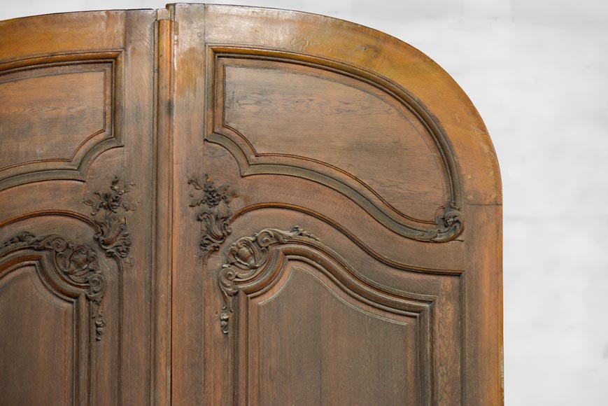 Importante et rare porte cochère d'immeuble Haussmannien en chêne, fin du XIXè siècle-3