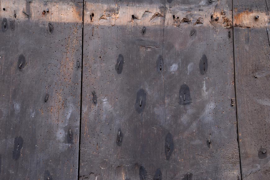 Rare porte ancienne en chêne à lames cloutées, XVIIIè siècle-9