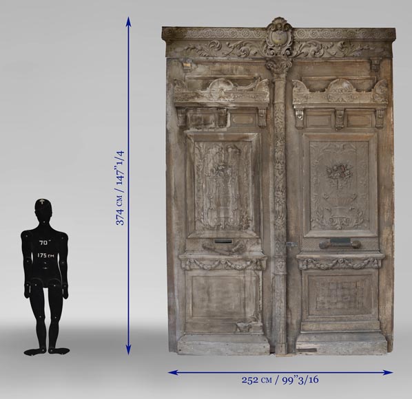 Importante porte cochère en chêne sculpté de style Napoléon III-9